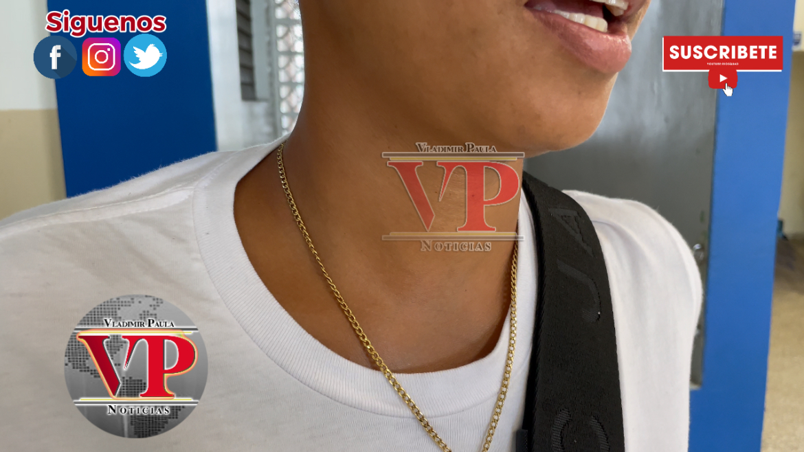 “Iban en un motor, se me tiraron y me dijeron que le diera el teléfono” dice mujer fue atracada en SFM