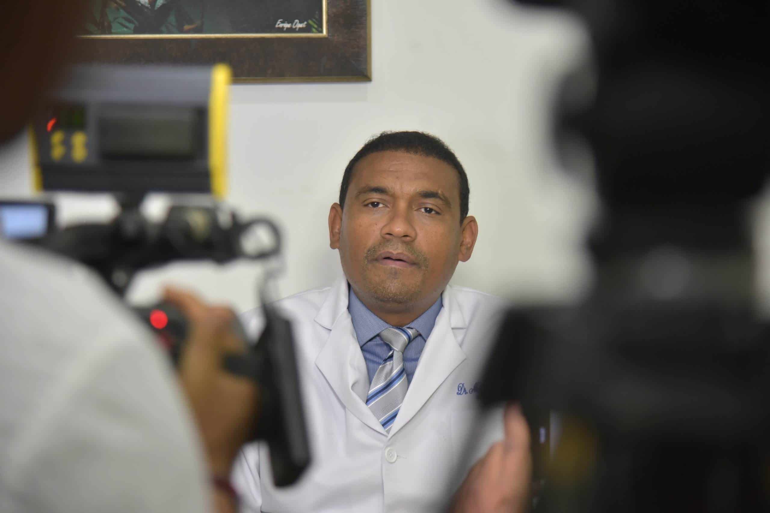 Un hombre de 76 años hirió a cuchilladas a su ex pareja de 71 en Santiago