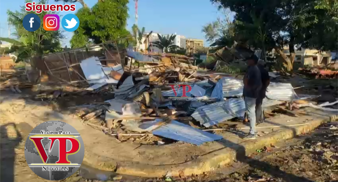 Desalojan decenas de familias en el sector Villa Hortensia de SFM