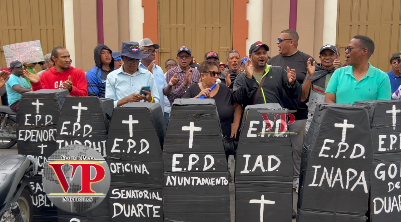 Movimiento Social y Popular de SFM realiza entierro simbólico de instituciones estatales en protesta por obras inconclusas