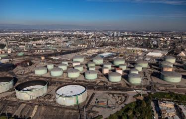 Reservas de petróleo en EE. UU. caen más de lo previsto