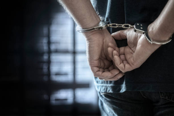 Se entrega hombre que mató a su pareja e hirió a la hija de esta en Monte Plata
