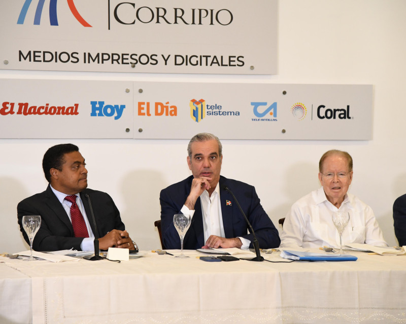 Presidente Abinader: entre la autocrítica y el balance positivo de su administración