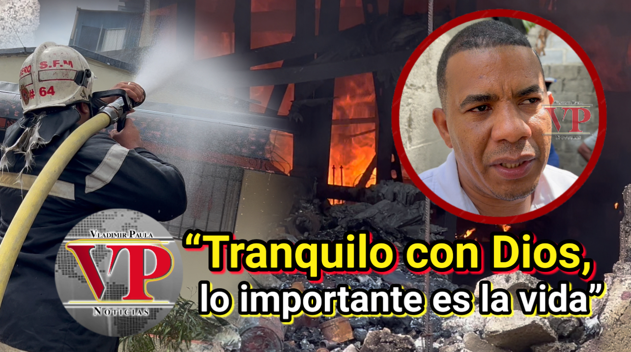 Propietario de ferretería incendiada en SFM agradece a Dios, mientras bomberos siguen combatiendo el fuego