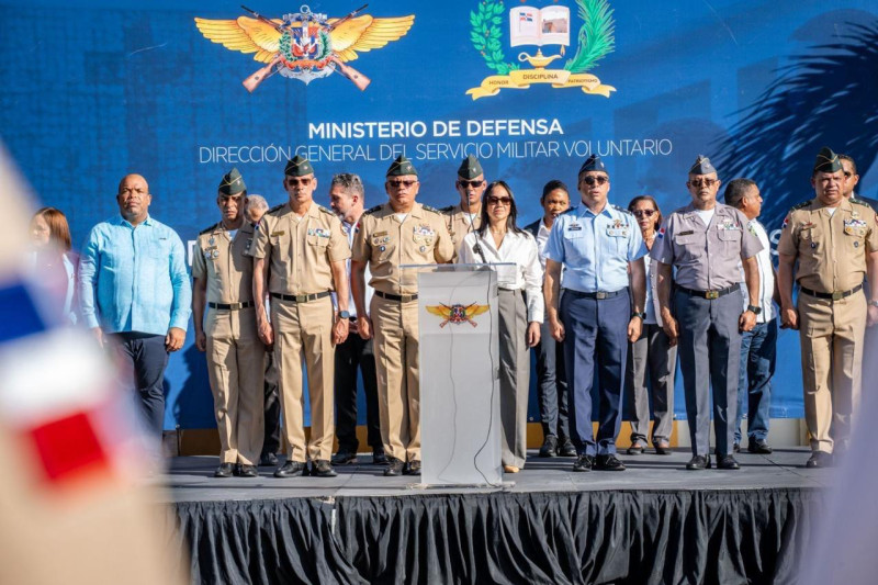 Fuerzas Armadas integran jóvenes del Capotillo a servicio voluntario