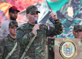 Venezuela denuncia «acoso militar» de aviones de EEUU cerca de sus costas en el Caribe