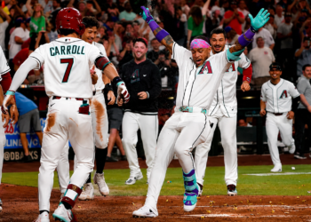 Ketel Marte decide con jonrón en la novena y Diamondbacks vencen a los Dodgers