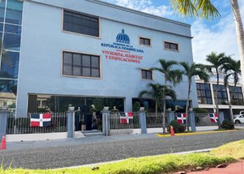 MIVHED salda compromiso pendiente desde 2015 y fortalece participación de RD en organismo regional de vivienda