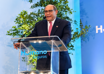 Mescyt exhorta al sector privado a ampliar apoyo a la educación superior mediante becas