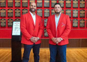 Albert Pujols y Yadier Molina ingresan al Salón de la Fama de los Cardenales