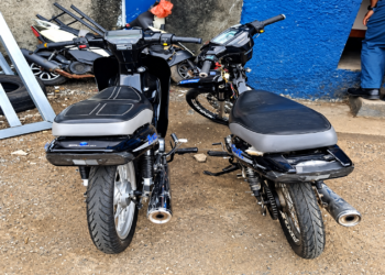 Policía Nacional recupera dos motocicletas sustraídas de área de retención; dos agentes son investigados