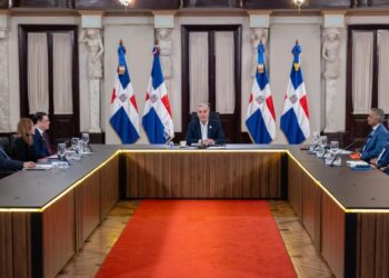 Abinader proyecta subsidios a los combustibles de RD$40,000 millones al finalizar 2026