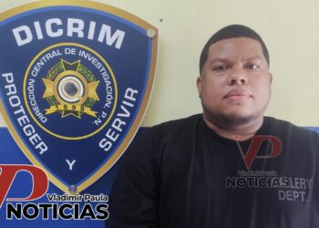 Hombre condenado a 20 años por homicidio se entrega voluntariamente a la Policía en SFM